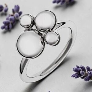 NWT. Calvin Klein Silver Bead Ring